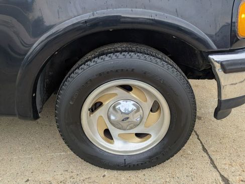Used 1998 Ford F150 XLT RWD image 16