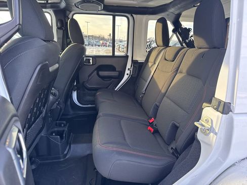 Certified 2021 Jeep Wrangler Unlimited Rubicon w/ Dual Top Group image 20