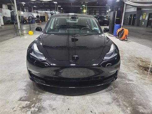 Used 2023 Tesla Model 3 Performance image 6