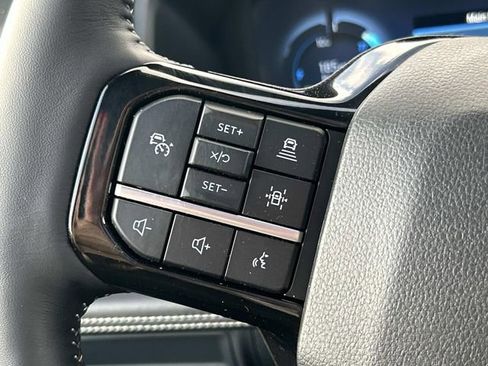 New 2025 Ford F150 Lightning Platinum image 27