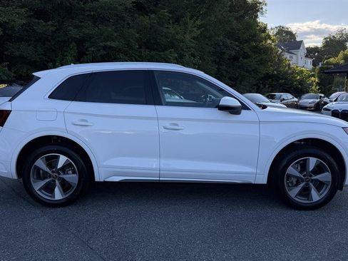 Used 2023 Audi Q5 2.0T Premium w/ Convenience Package AWD/4WD image 19