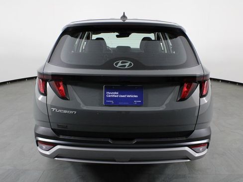 Certified 2026 Hyundai Tucson SE FWD image 11