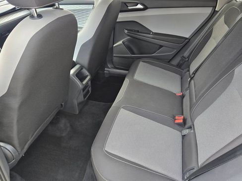 Certified 2023 Volkswagen Taos S FWD image 12