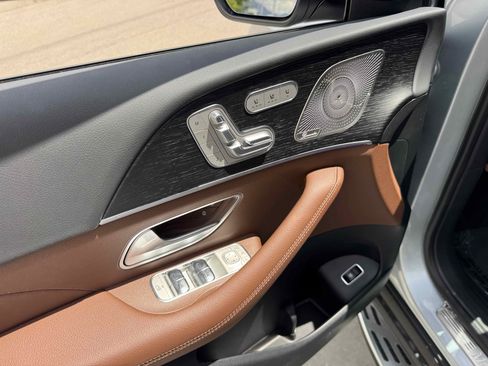 New 2025 Mercedes-Benz GLS 450 4MATIC image 16