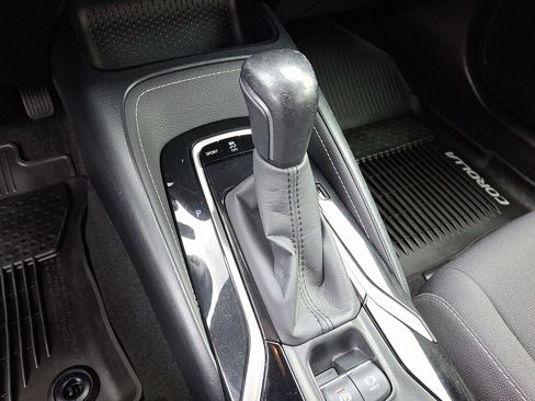Used 2021 Toyota Corolla SE image 22