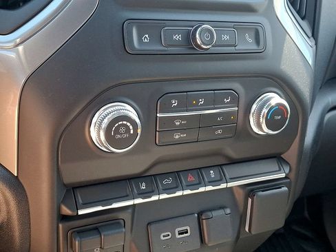New 2026 GMC Sierra 2500 Pro AWD/4WD image 10