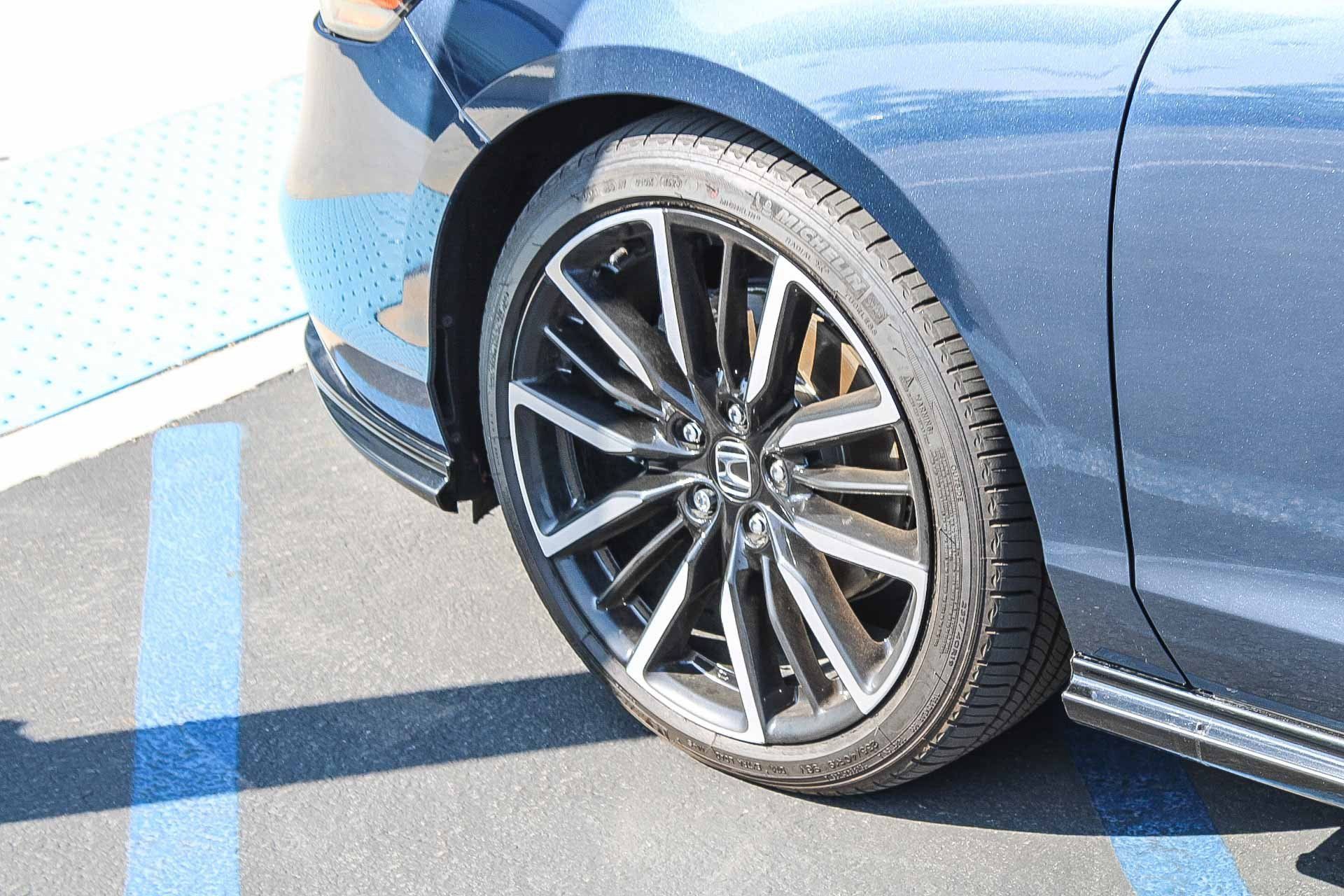 Used 2024 Honda Accord Touring image 13