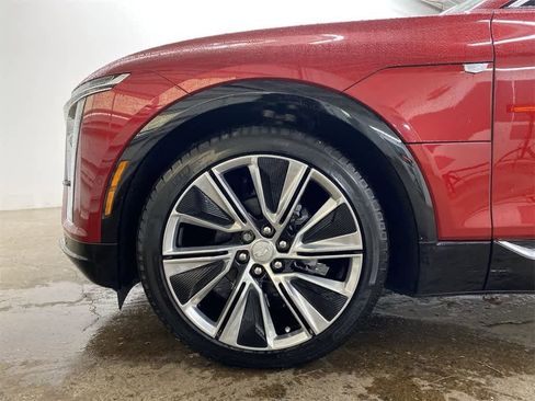 Certified 2025 Cadillac Lyriq Luxury w/ LPO, Floor Liner Package image 12