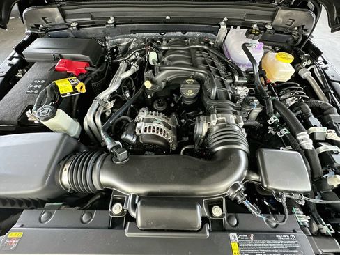 New 2026 Jeep Wrangler Unlimited Rubicon AWD/4WD image 17