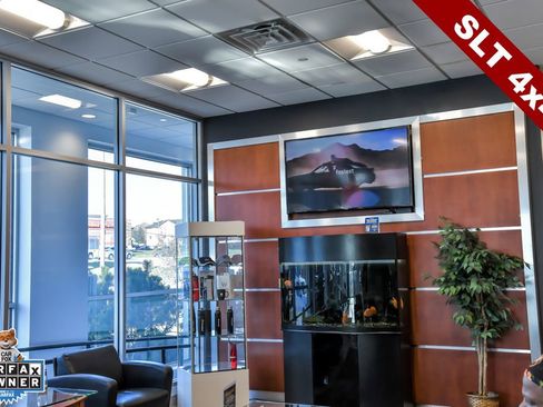 Used 2021 GMC Sierra 1500 SLT w/ SLT Premium Plus Package image 31