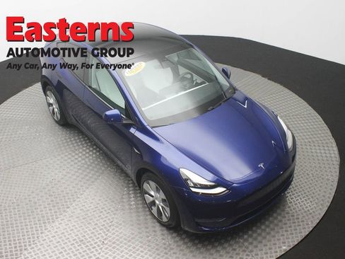 Used 2020 Tesla Model Y Long Range AWD/4WD image 3