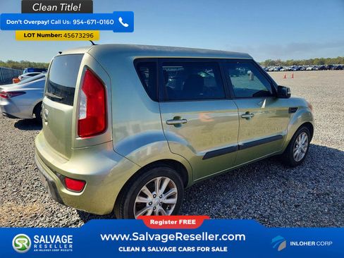 Used 2012 Kia Soul + image 4