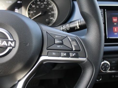 New 2025 Nissan Versa SV image 11