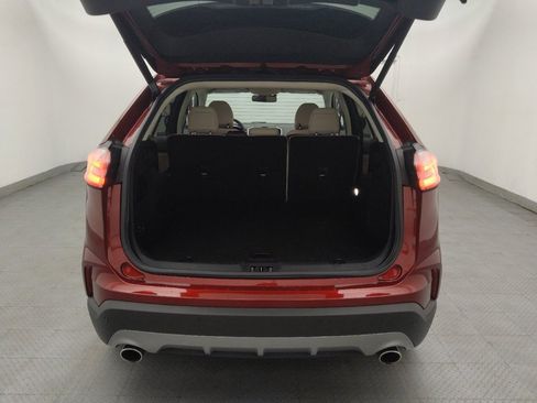 Used 2019 Ford Edge Titanium w/ Cold Weather Package AWD/4WD image 29