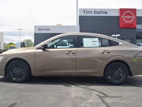 New 2026 Nissan Sentra SV FWD image 4