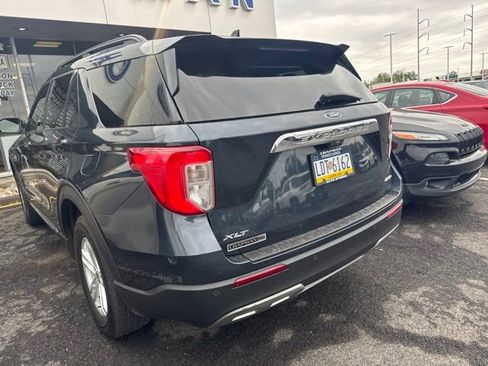 Used 2023 Ford Explorer XLT w/ Equipment Group 202A AWD/4WD image 9