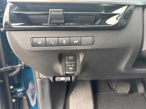 Used 2025 Nissan Murano Platinum w/ Cargo Package image 13