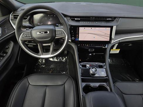 New 2026 Jeep Grand Cherokee Limited w/ Limited Altitude Package RWD image 18