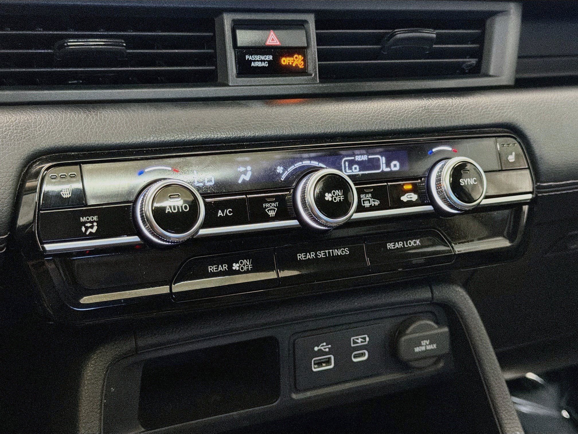 Used 2024 Honda Pilot Touring image 10