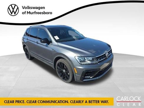 Used 2021 Volkswagen Tiguan SE FWD image 3