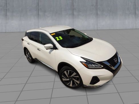 Used 2023 Nissan Murano SL FWD image 2