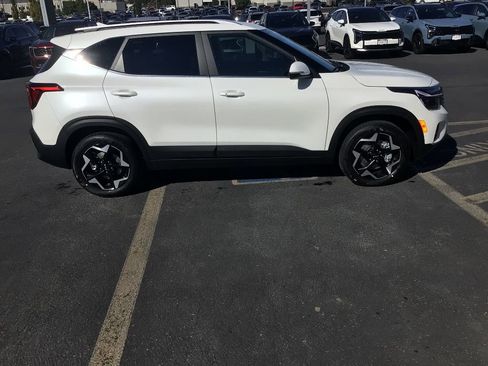 New 2026 Kia Seltos EX image 6