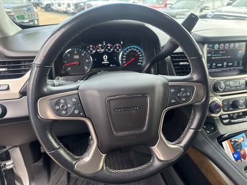 Used 2019 GMC Yukon Denali w/ Open Road Package image 28