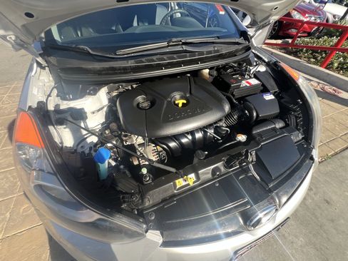 Used 2013 Hyundai Elantra image 28