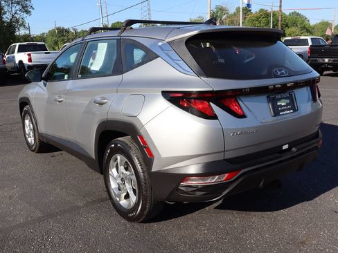 Used 2024 Hyundai Tucson SE FWD image 3