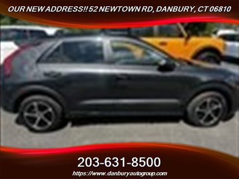 Used 2023 Kia Niro EX FWD image 11