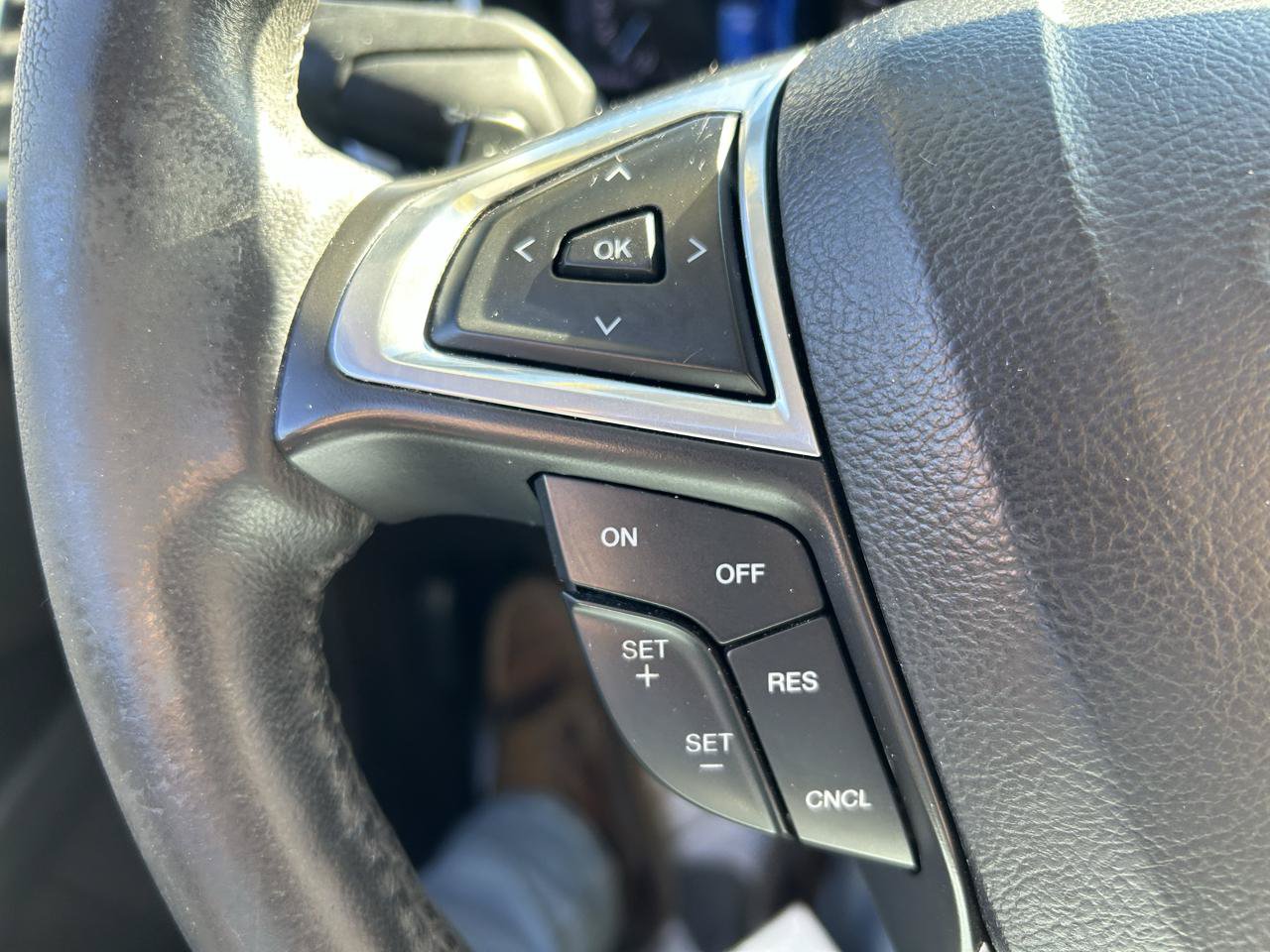 Used 2013 Ford Fusion Titanium FWD image 18