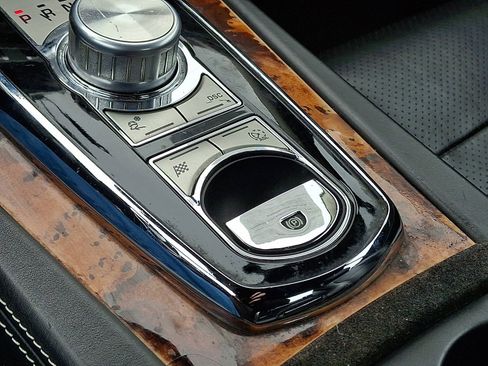 Used 2010 Jaguar XK Coupe image 27