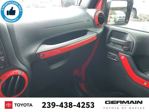 Used 2017 Jeep Wrangler Unlimited Sahara w/ Max Tow Package AWD/4WD image 35