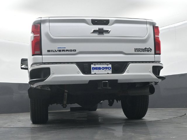 Used 2024 Chevrolet Silverado 3500 High Country w/ High Country Premium Package AWD/4WD image 52