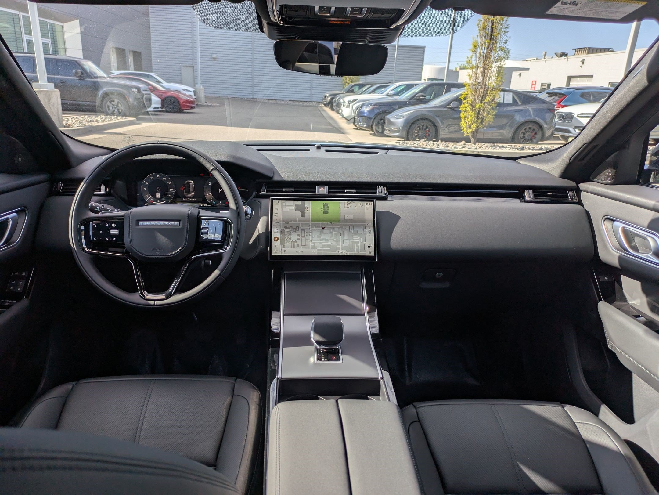 New 2026 Land Rover Range Rover Velar S AWD/4WD image 27