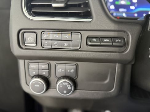 Used 2023 Chevrolet Tahoe High Country image 22