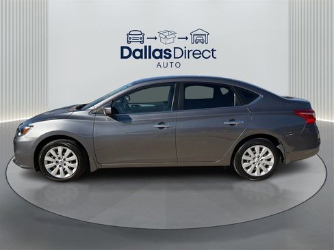 Used 2019 Nissan Sentra S image 9