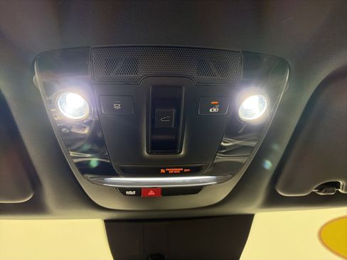 Certified 2025 Kia Sportage X-Line w/ Premium Package image 32