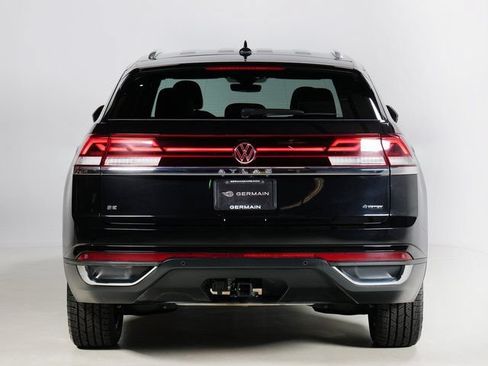 Used 2024 Volkswagen Atlas Cross Sport SE AWD/4WD image 7