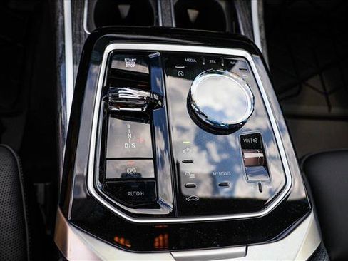 New 2025 BMW 760i xDrive image 19