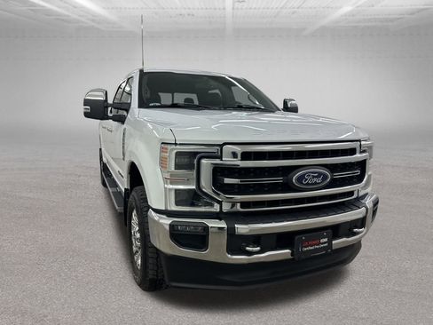 Used 2020 Ford F250 Lariat w/ Lariat Ultimate Package image 3