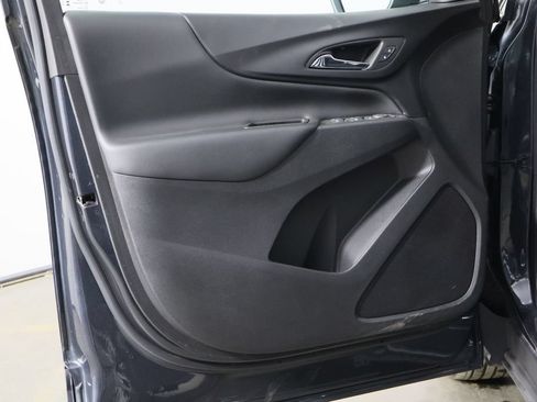 Used 2023 Chevrolet Equinox LT FWD image 20