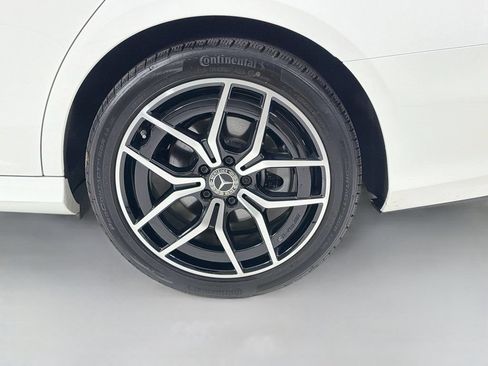 Used 2023 Mercedes-Benz E 350 4MATIC Sedan image 31