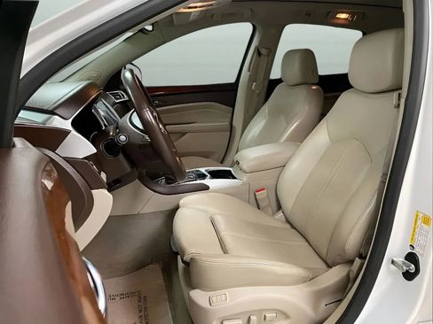 Used 2016 Cadillac SRX Luxury w/ Driver Awareness Package FWD image 10