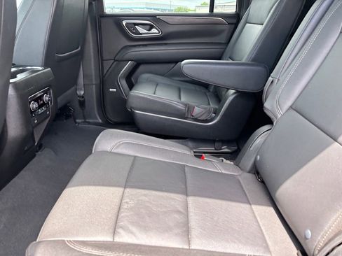Used 2023 Chevrolet Suburban Z71 w/ Luxury Package AWD/4WD image 29