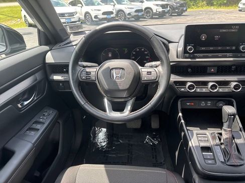 Used 2025 Honda CR-V Sport image 22