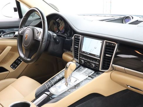 Used 2016 Porsche Panamera Edition w/ Premium Package Plus RWD image 35