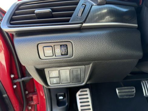 Used 2018 Honda Accord Sport image 13