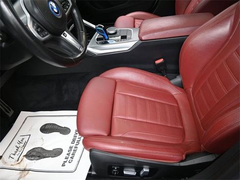 Used 2023 BMW i4 eDrive40 w/ M Sport Package image 16