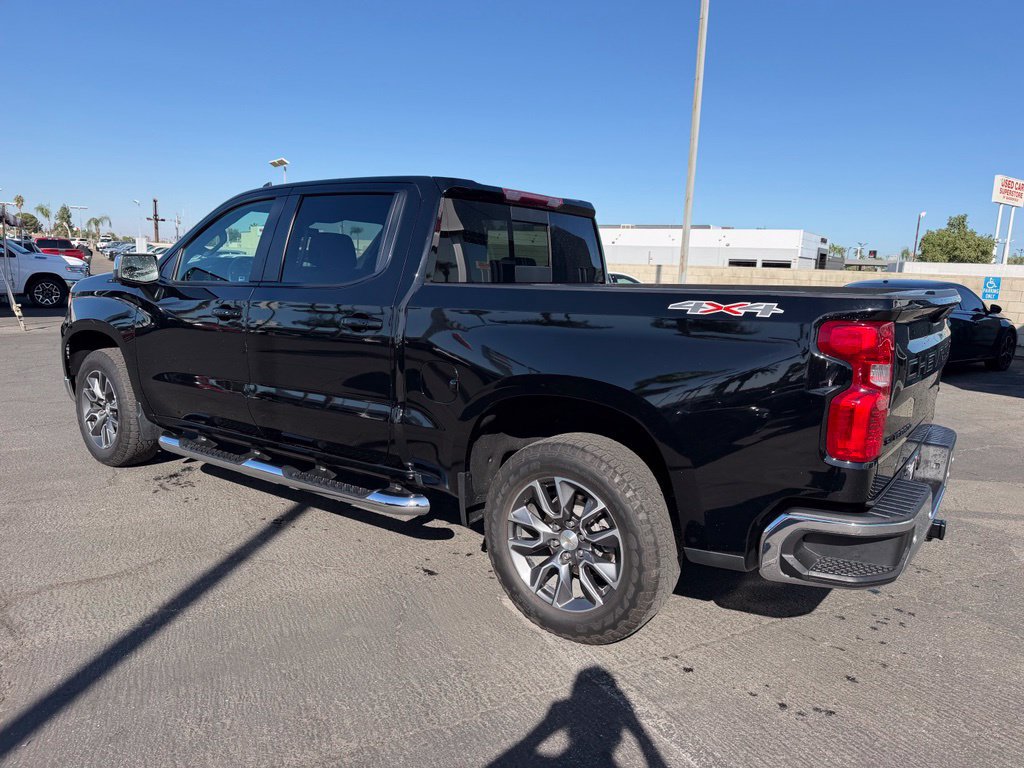 Used 2023 Chevrolet Silverado 1500 LT w/ All Star Edition Plus AWD/4WD image 2